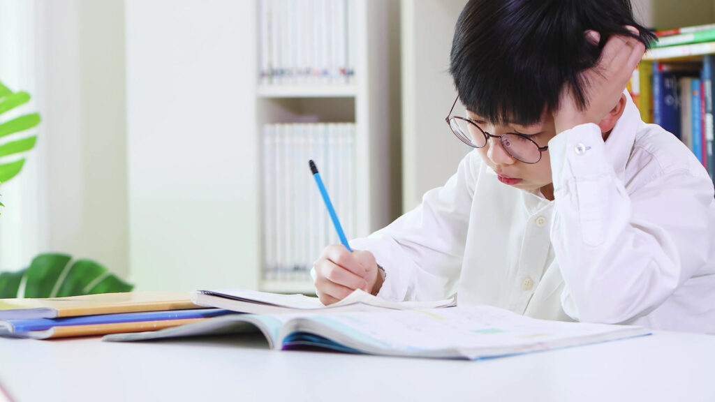 外國小朋友學中文教材,幼兒學中文教材,幼兒學中文字,幼兒中文教材下載,幼稚園中文認字下載,兒童華語教材,幼兒華語教材,學華語開步走幼兒教材,繁體中文教材,繁體認字卡下載,中文認字教材,兒童華語教學,小朋友學中文字,小朋友學中文遊戲,小朋友學中文認字寫字,小朋友學中文app